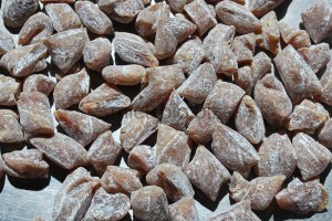 Bonbons miel et propolis bio prêts à consommer