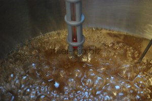 Le CaraMiel bio en cours de fabrication