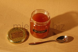 Miel de Foret bio pot de 250g ouvert