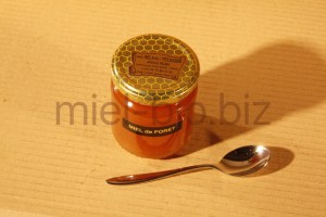 Miel de Foret bio pot de 250g dessus
