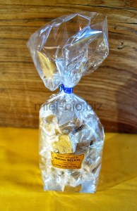 Sachet de 150g de papillotes de nougat bio au miel et aux amandes
