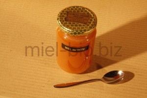 Miel de Thym bio pot de 500g de dessus
