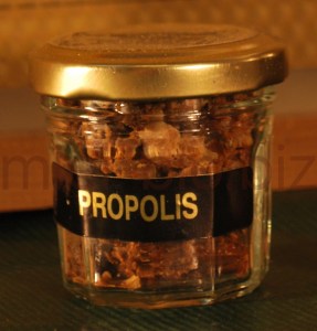 Propolis Brute Bio produite en Ardèche, France